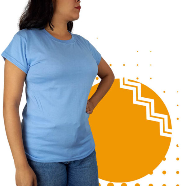 Playera cuello redondo azul cielo para hombre y mujer. Ideal para personalizar con tu logo.